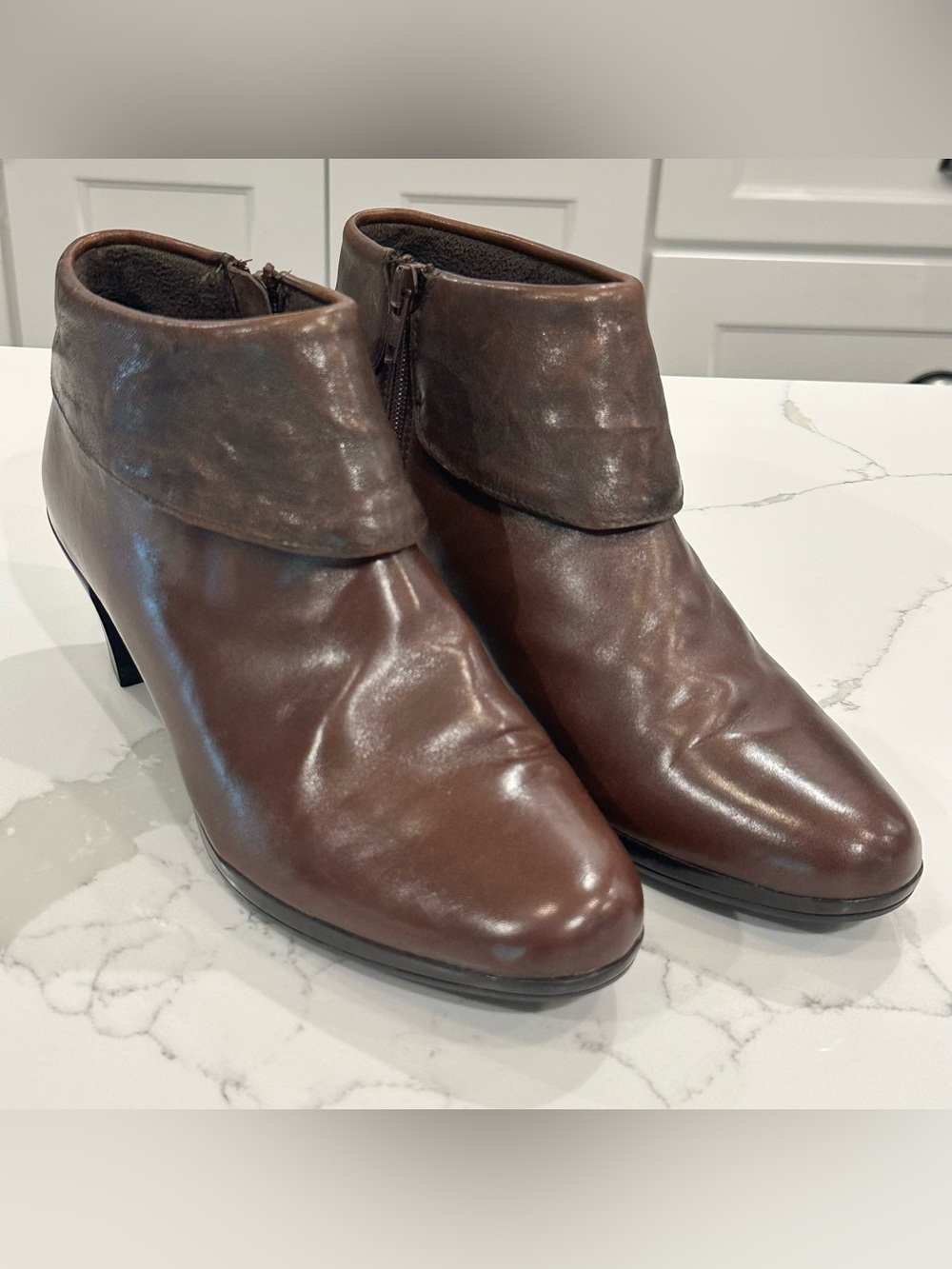 Munro Grace Brown Leather Ankle Boots Women 7.5 Cuffed Zip Block Cone Heel Fairy